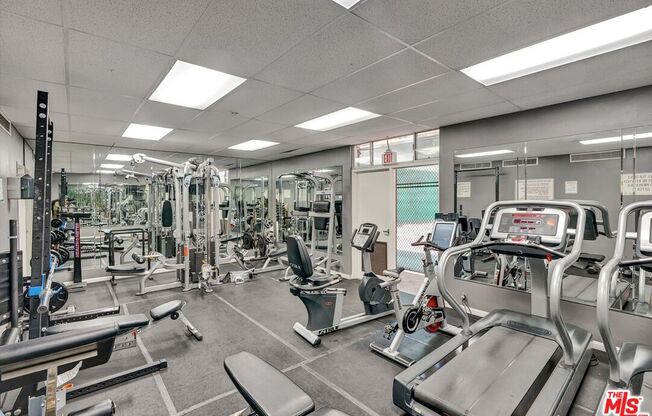 2 beds, 2 baths, 1,088 sqft, $6,200, Unit 1809