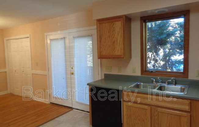 4360 HUNTERS CLUB DR