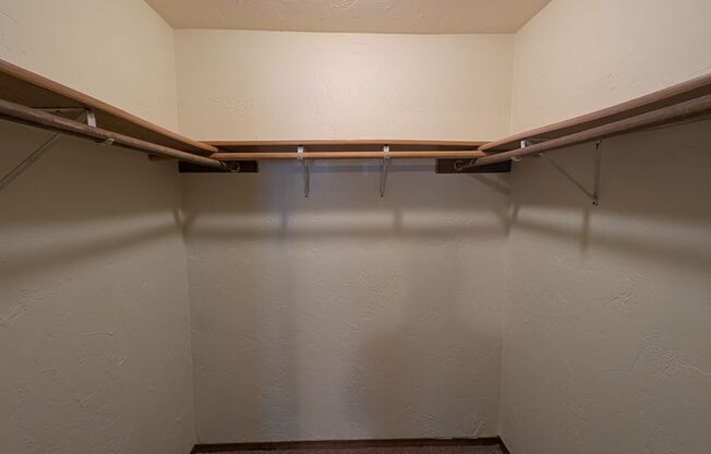 2 beds, 2 baths, 1,029 sqft, $1,215, Unit 2970-083