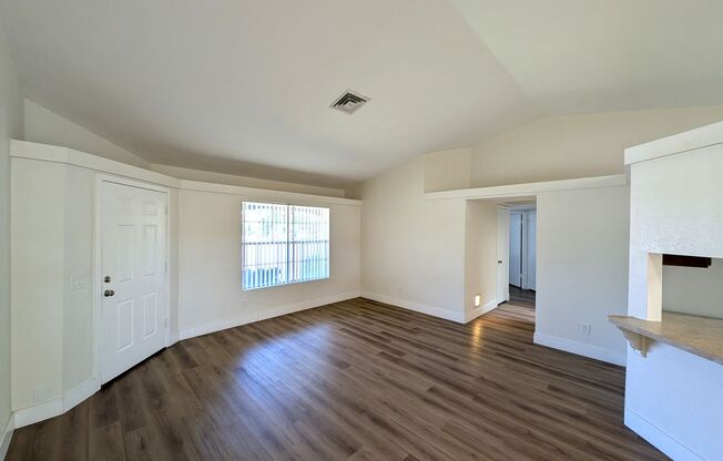 3 Bedroom Home in the Canyon Run at the Provinces Community Near N McQueen Rd and E Ray Rd!