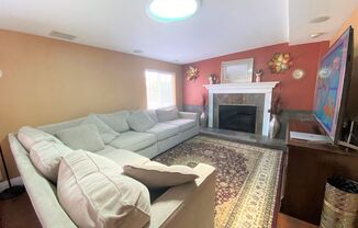 3 beds, 2 baths, $3,595