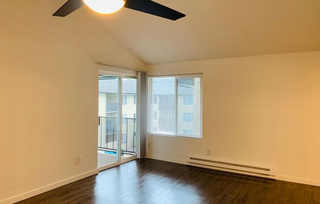 1 bed, 1 bath, 800 sqft, $2,050, Unit 332