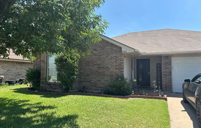 3 BED 2 BATH 2 CAR GARAGE in Wylie ISD