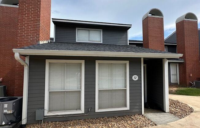 College Station - 2 bedroom / 2.5 bath Condo - 2 story with covered parking - Pool in your front yard.