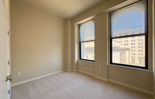 2 beds, 2 baths, 930 sqft, $2,200, Unit HA-814