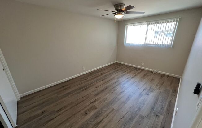 2 beds, 1 bath, $2,625, Unit Oak 278