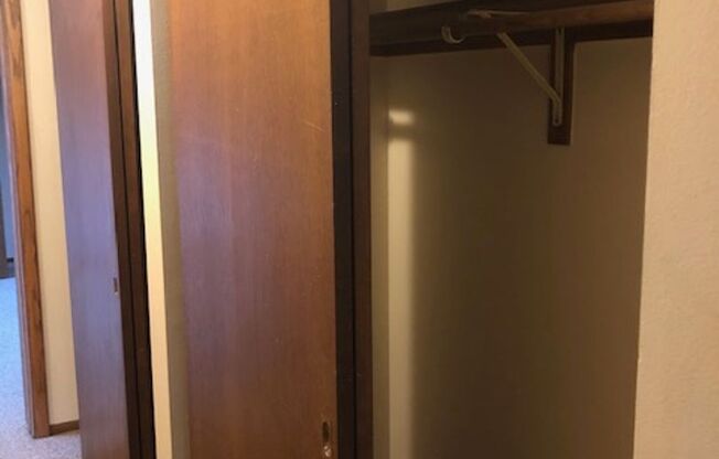 1 bed, 1 bath, 675 sqft, $999, Unit 7910 - 5