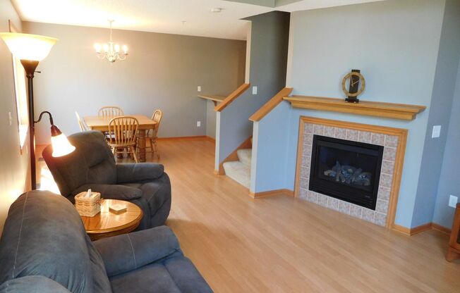 Andover 3bd 2ba 2garage END UNIT town home avail Oct 01 $2,095.00/mo*+utilities