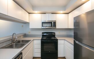 1 bed, 1 bath, $1,795, Unit 302