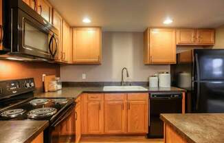 Fully Equipped Kitchen at Canterbury Apartments, Puyallup