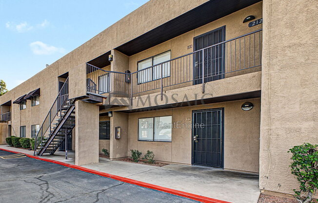 1 bed, 1 bath, $699, Unit 107