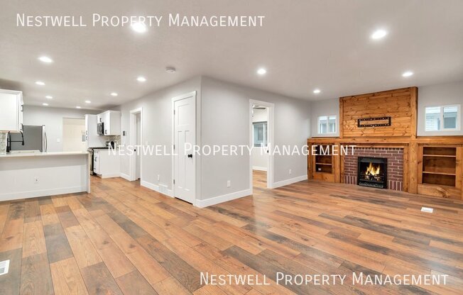 123 E HAMPTON AVE