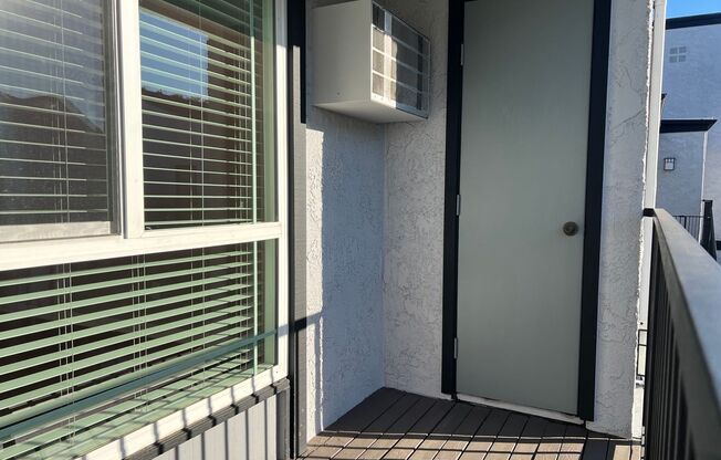 2 beds, 2 baths, 950 sqft, $2,830, Unit 1641P