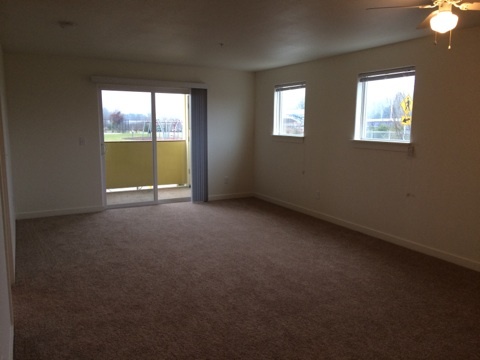 3 beds, 2 baths, 1,093 sqft, $1,850, Unit 201B