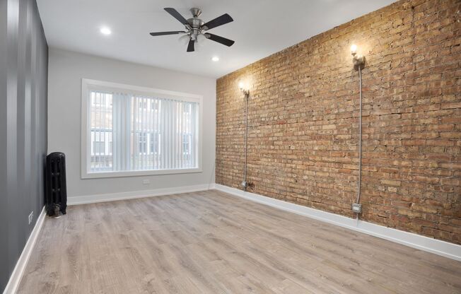 2 beds, 1 bath, 674 sqft, $2,200, Unit 6956-1