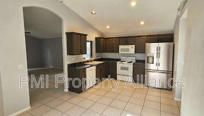 17343 SUMMER OAK LN