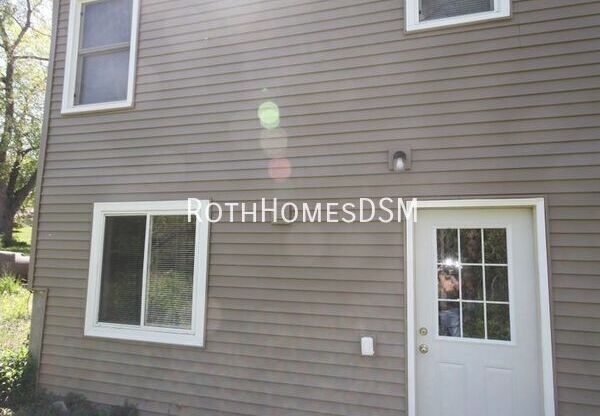 414 E PLEASANTVIEW DR