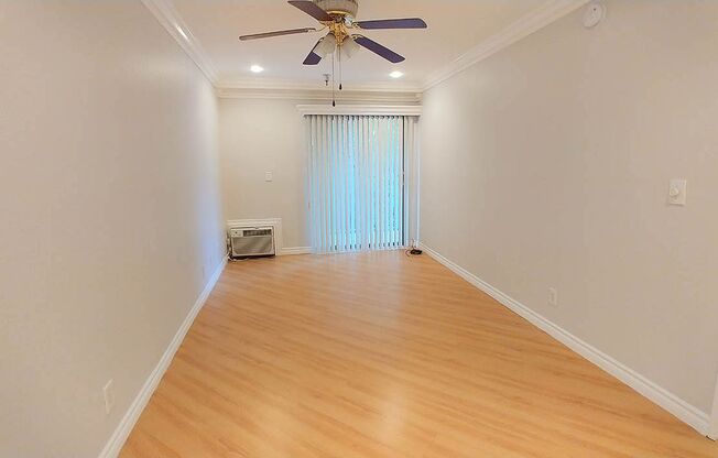 2 beds, 2 baths, 940 sqft, $2,950, Unit 515