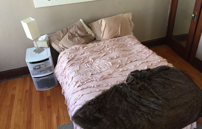 1 bed, 1 bath, 525 sqft, $1,095, Unit 04