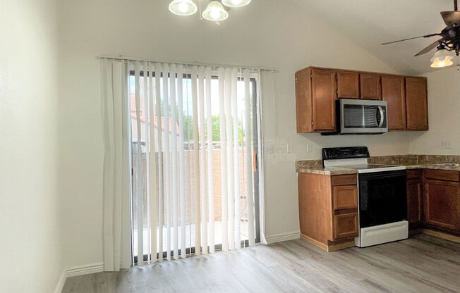 3 beds, 2 baths, 1,203 sqft, $1,795, Unit 1