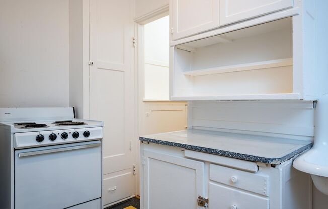 Studio, 1 bath, 432 sqft, $1,549, Unit 022
