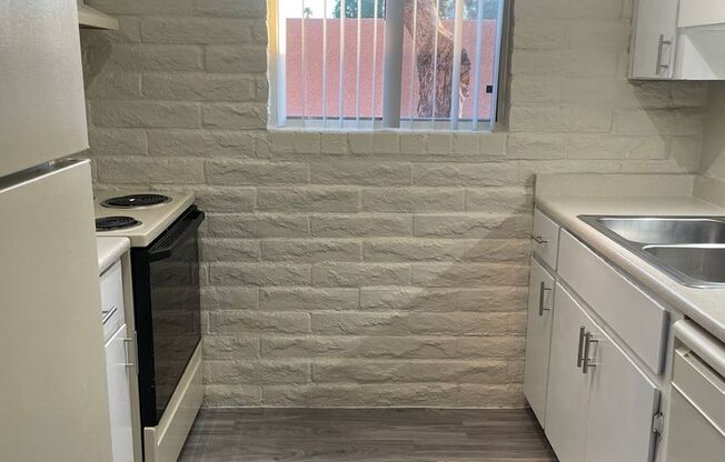 1 bed, 1 bath, 712 sqft, $1,235, Unit 14F