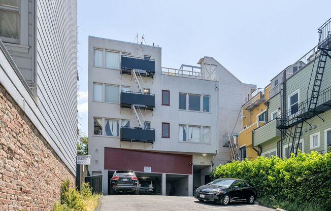 359 Green Street
