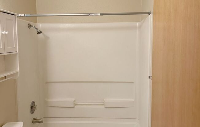 1 bed, 1 bath, 628 sqft, $1,325, Unit 9
