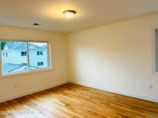 84 BIONIA AVE