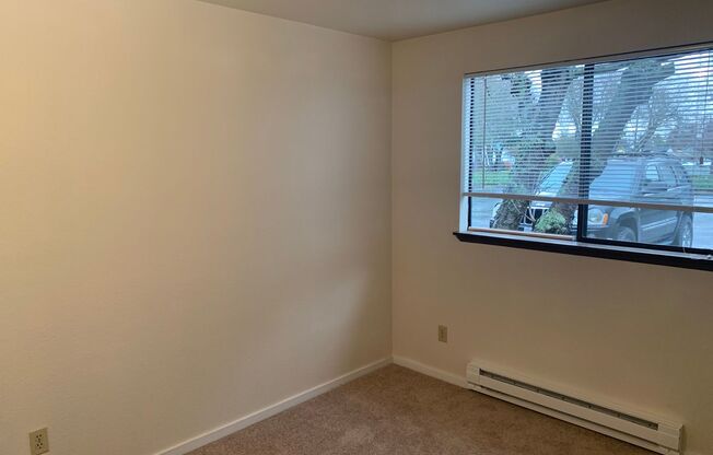 Yorba (1292 SE 4th Ave)