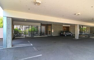 2 beds, 1 bath, $1,595, Unit 207