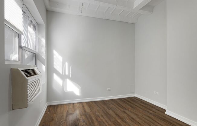 1 bed, 1 bath, $1,795, Unit 308