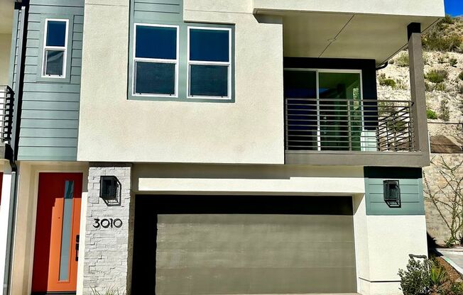 Brand New Townhome Overlooking Mission Valley