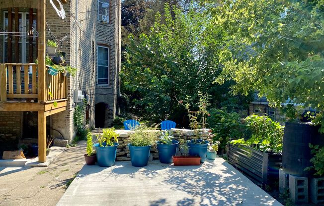 2326 S. Millard Ave