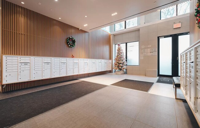 2 beds, 1 bath, $4,100, Unit 1207