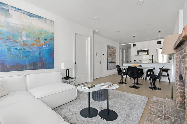 156 5 AVE