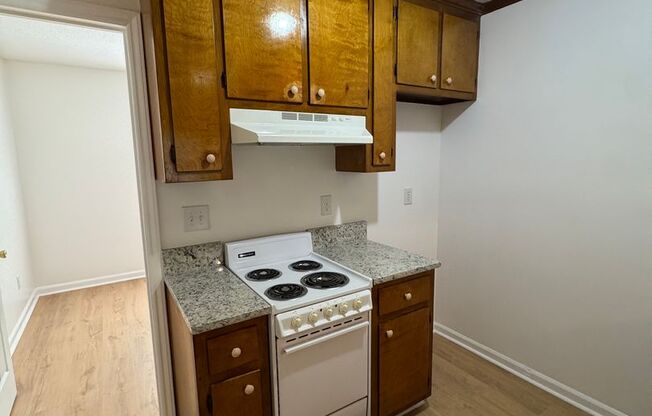 Geer Street 1130 E. Geer