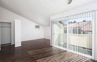 Studio, 1 bath, 410 sqft, $1,795, Unit 048