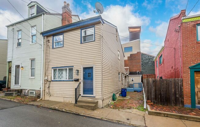 SECURE your spot TODAY and ENJOY $250 OFF the 1st MONTH of rent if signed by 7/17/24! WOW! TURN KEY 3 BEDROOM IN SOUTH SIDE AVAILABLE NOW! FEATURING SPACIOUS DECK & CENTRAL A/C!! Proudly accepting Section 8!