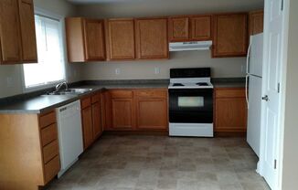 2 beds, 1 bath, 973 sqft, $1,175, Unit 5030-3