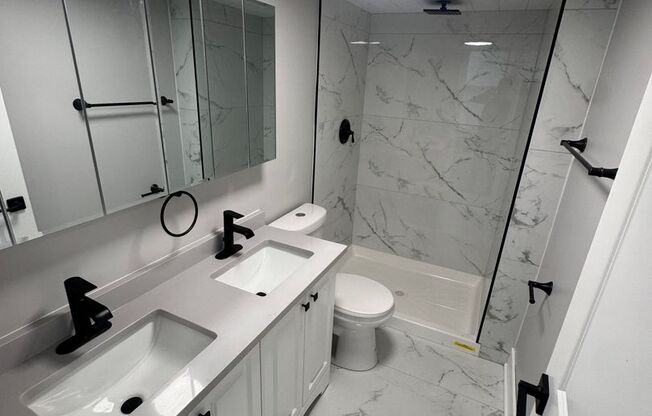 1328 W. 18th Pl