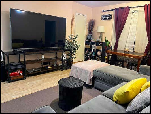 1 bed, 1 bath, 650 sqft, $2,400