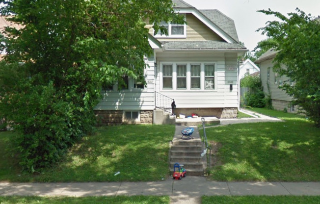 4568 N 38th St. (Duplex)