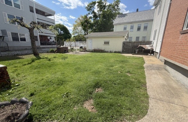 3 beds, 2 baths, $3,000, Unit 1