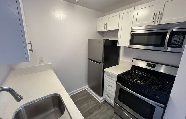 1 bed, 1 bath, 800 sqft, $2,198, Unit 110