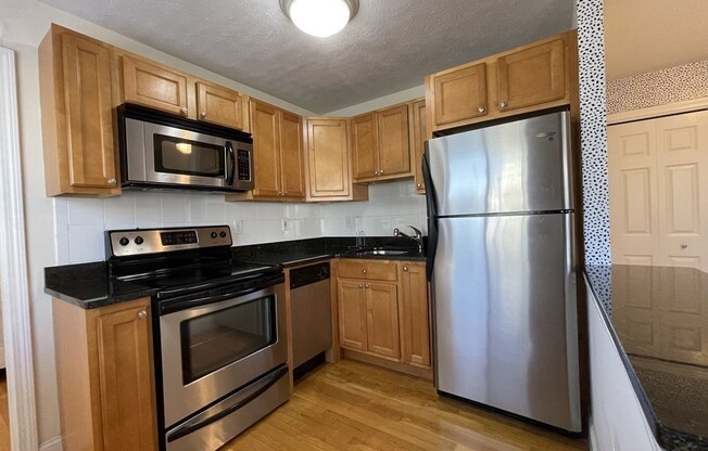 7 MORTIMER PL
