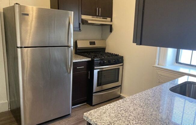2 beds, 1 bath, 762 sqft, $1,599, Unit 1301-36