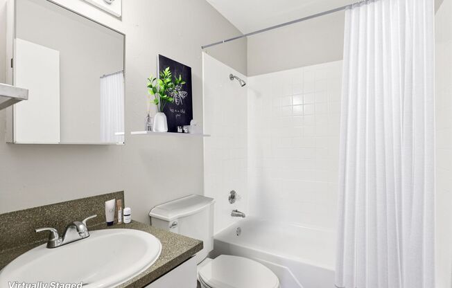 3 beds, 1.5 baths, 963 sqft, $1,899, Unit D-02