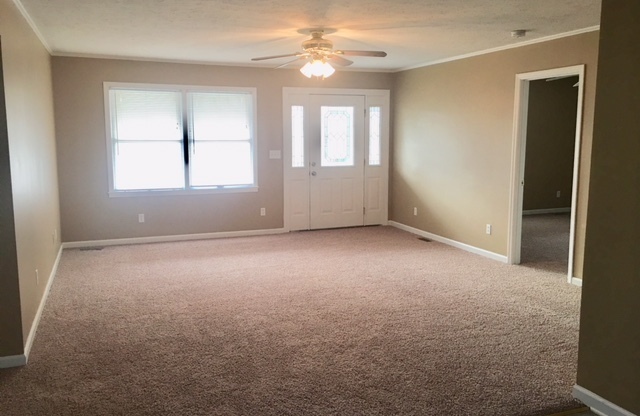 Want to live in the Heart of Conway 3bed/2ba home available now!