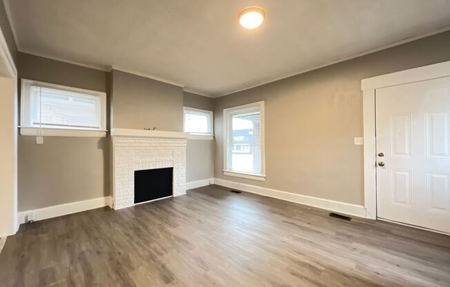 4 beds, 1 bath, $1,250, Unit Unit 1609